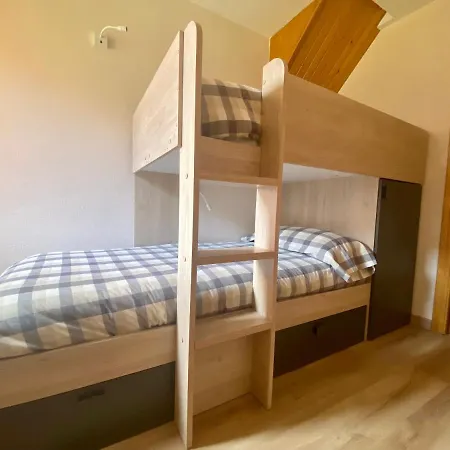 Διαμέρισμα Duplex Kasares En No Vu Huesca24037 *